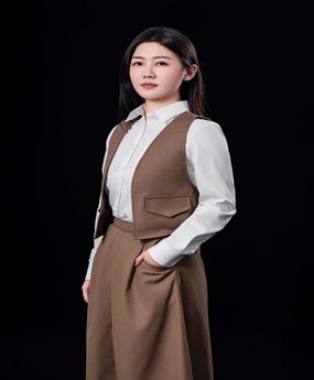 律师助理 冯怡颖